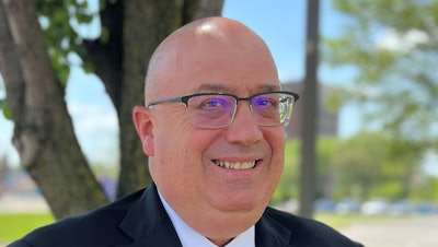 Dr. Manuel Martínez